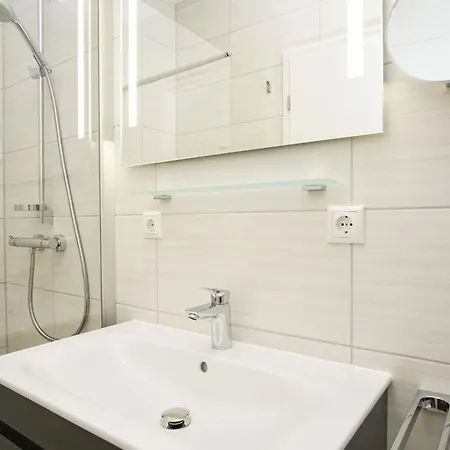 Rex Rugia Haus 17 07 Appartement *