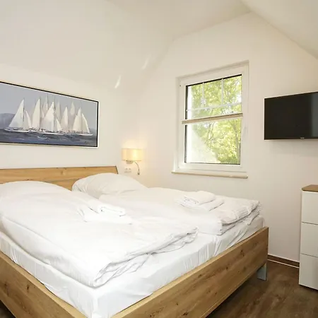 Rex Rugia Haus 17 07 * Lobbe